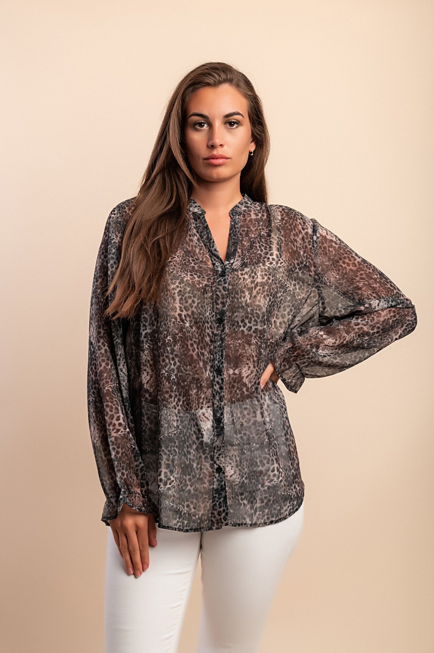 Camicia trasparente taglie forti con stampa, marrone