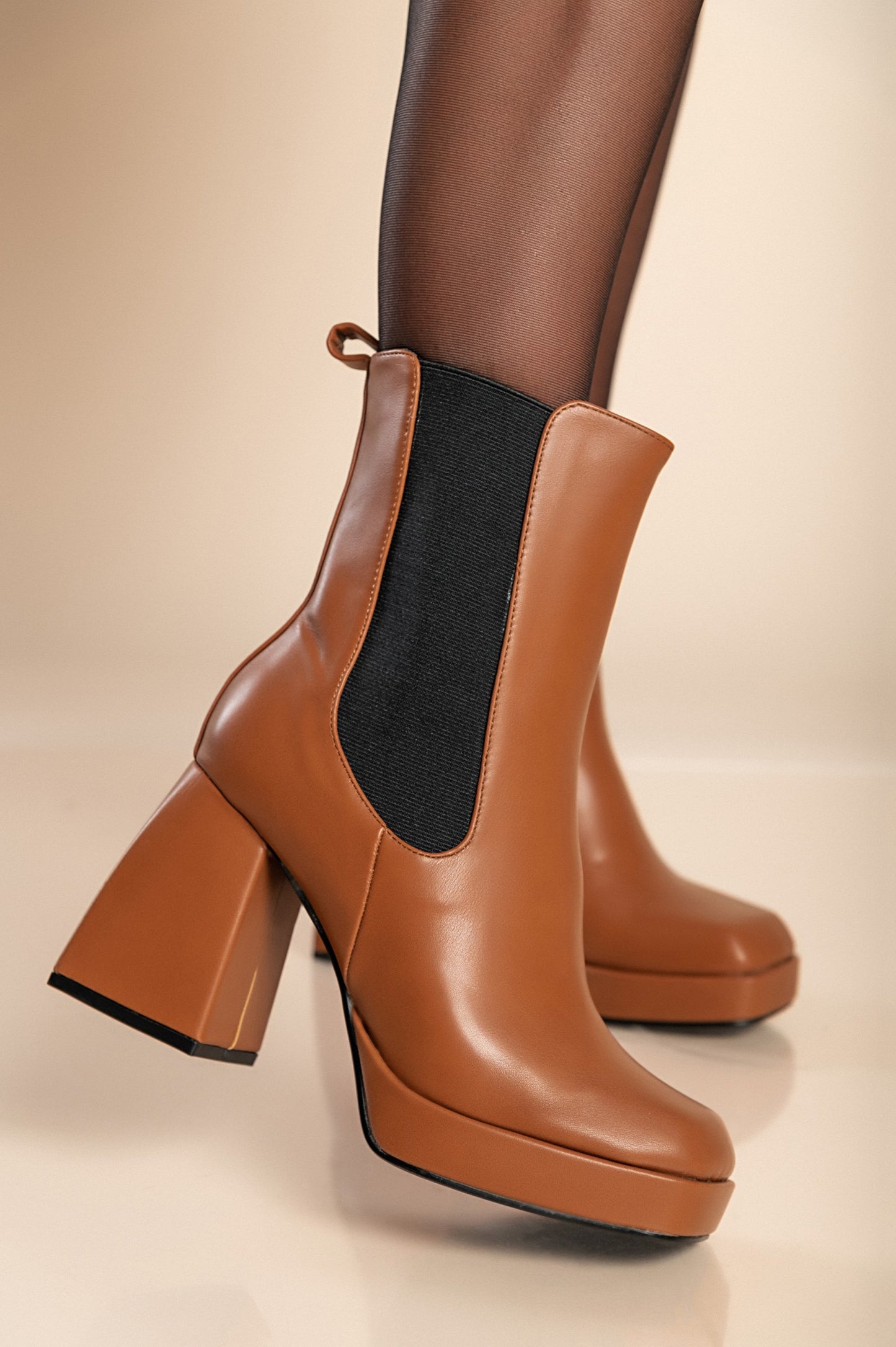 Stivaletti eleganti con tacco alto, U4AX89688, nero