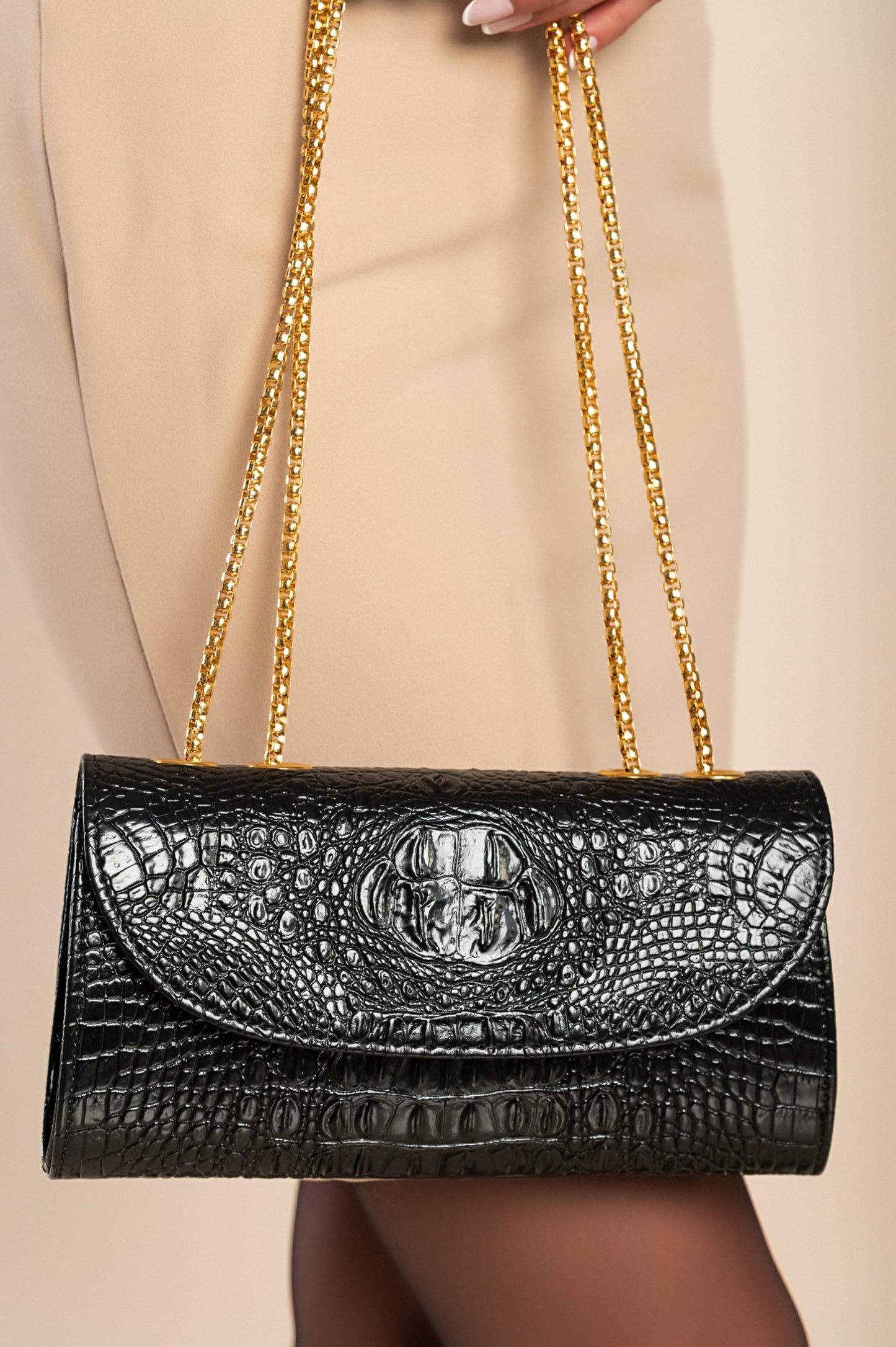 Borsa piccola con stampa pelle di coccodrillo, nera