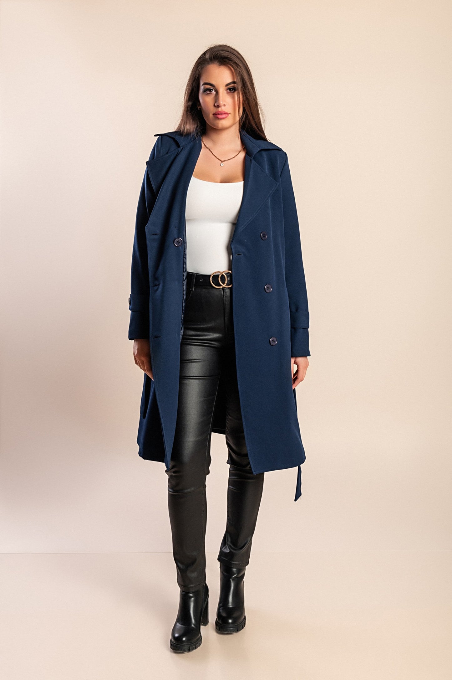 Trench elegante con bottoni, cammello