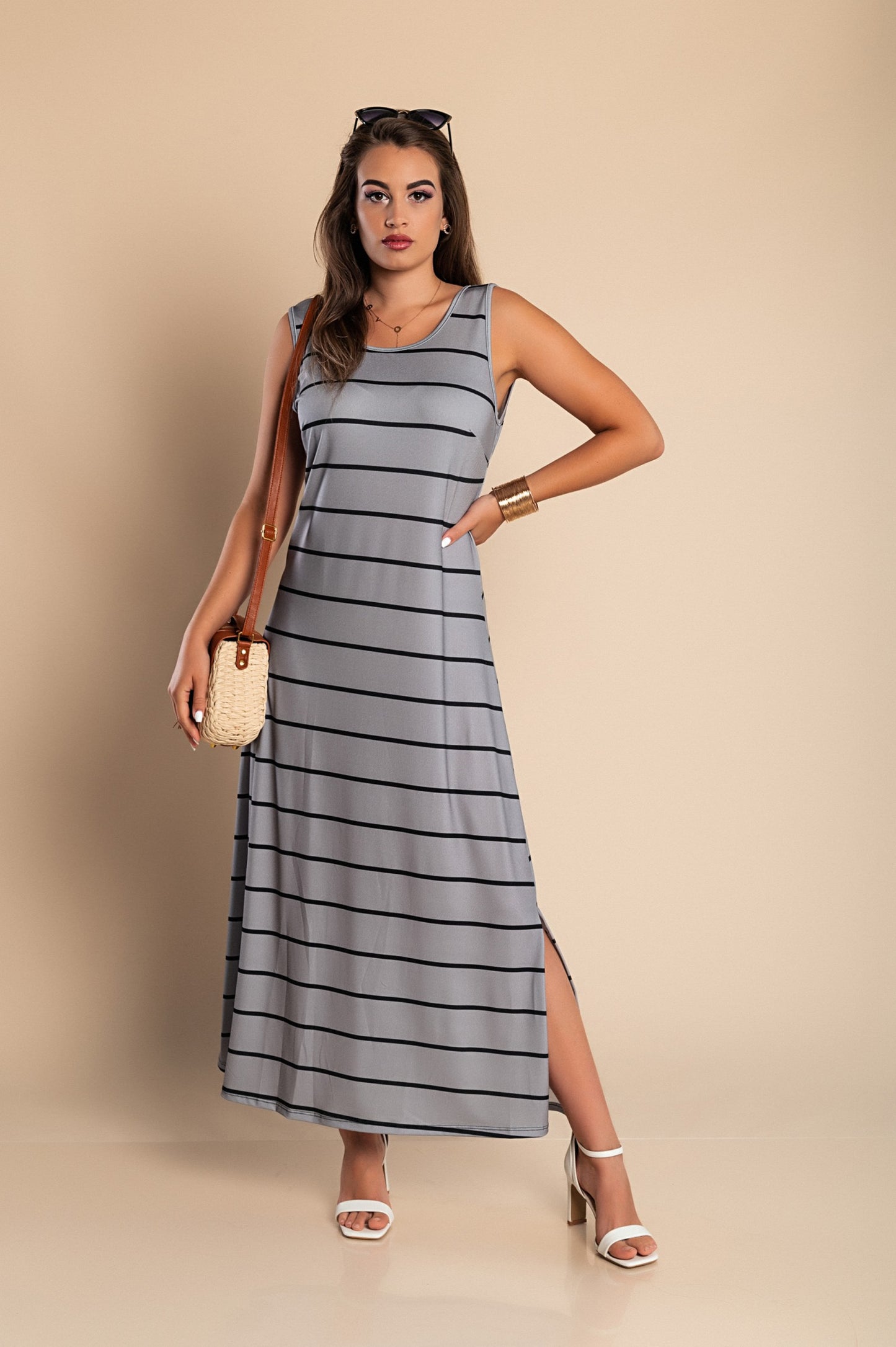 Abito lungo con stampa a righe, grigio