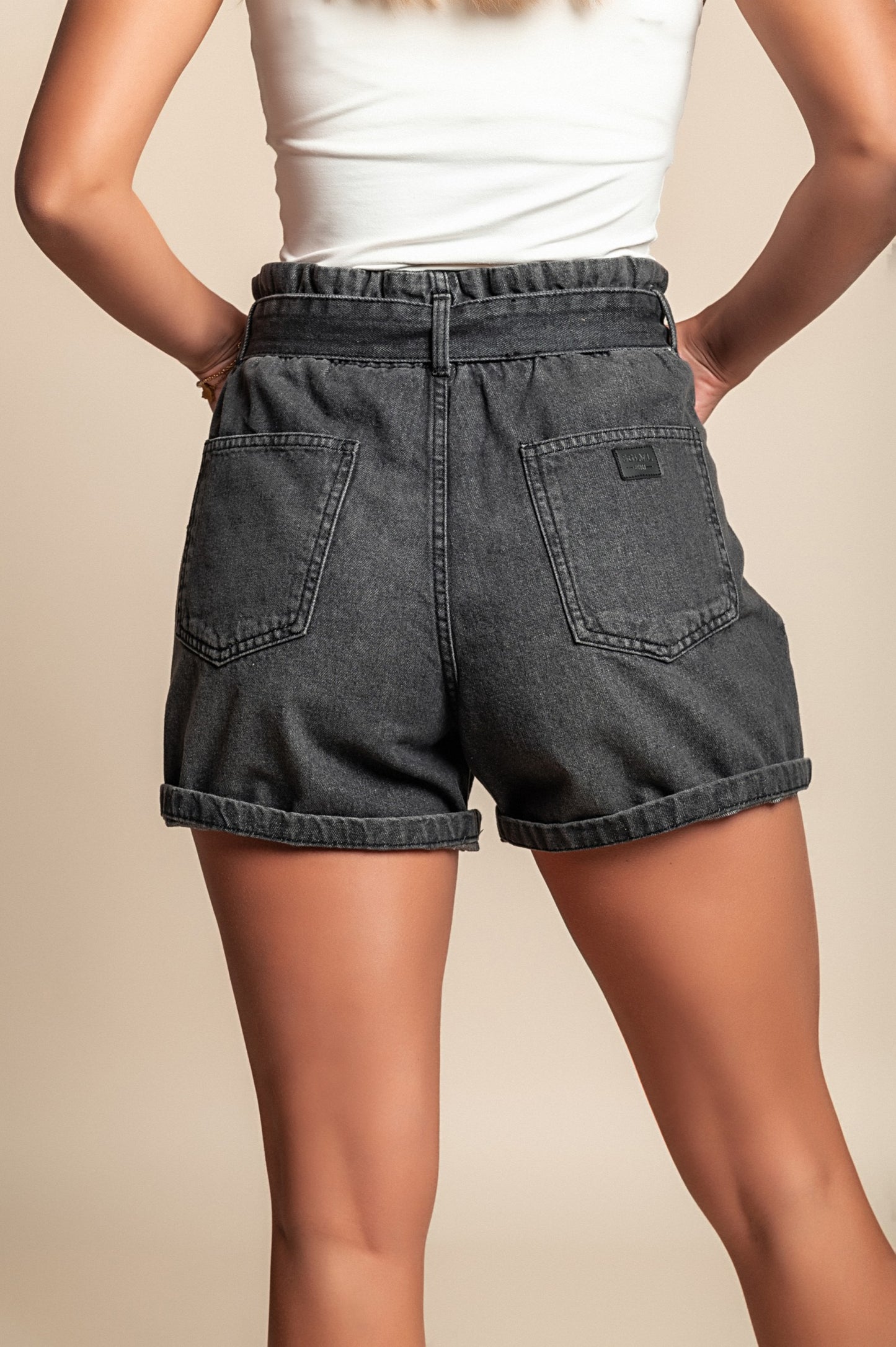 Jeans corti, grigi