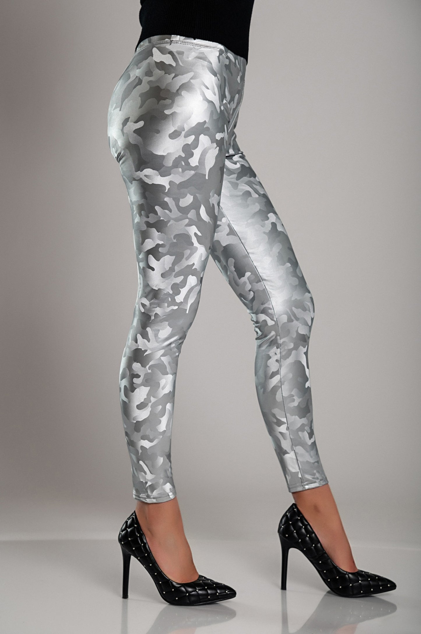 Leggings con fodera e vita ampia, colore argento