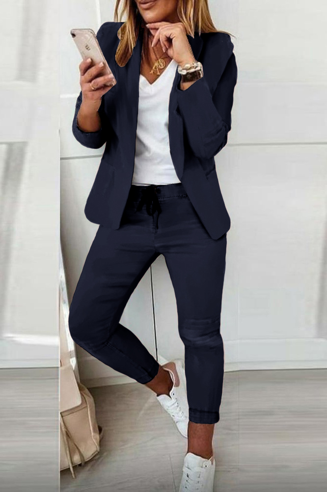 Completo di pantaloni e blazer elegante senza lettere Estrena, nero-nero