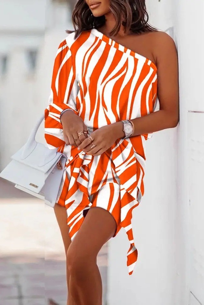 Elegante mini abito asimmetrico Vestea, arancio
