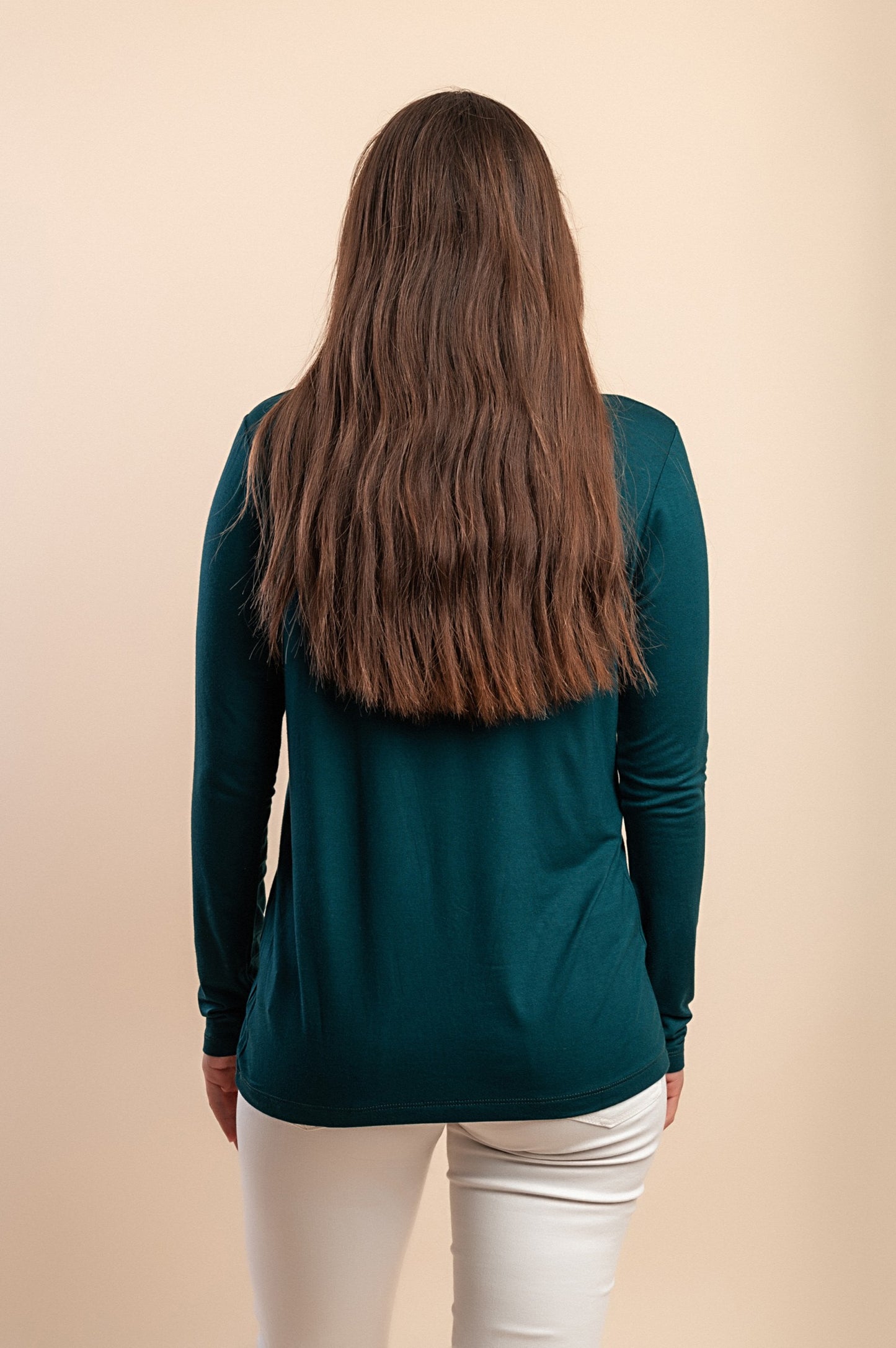 Top in viscosa con collo alto, blu scuro