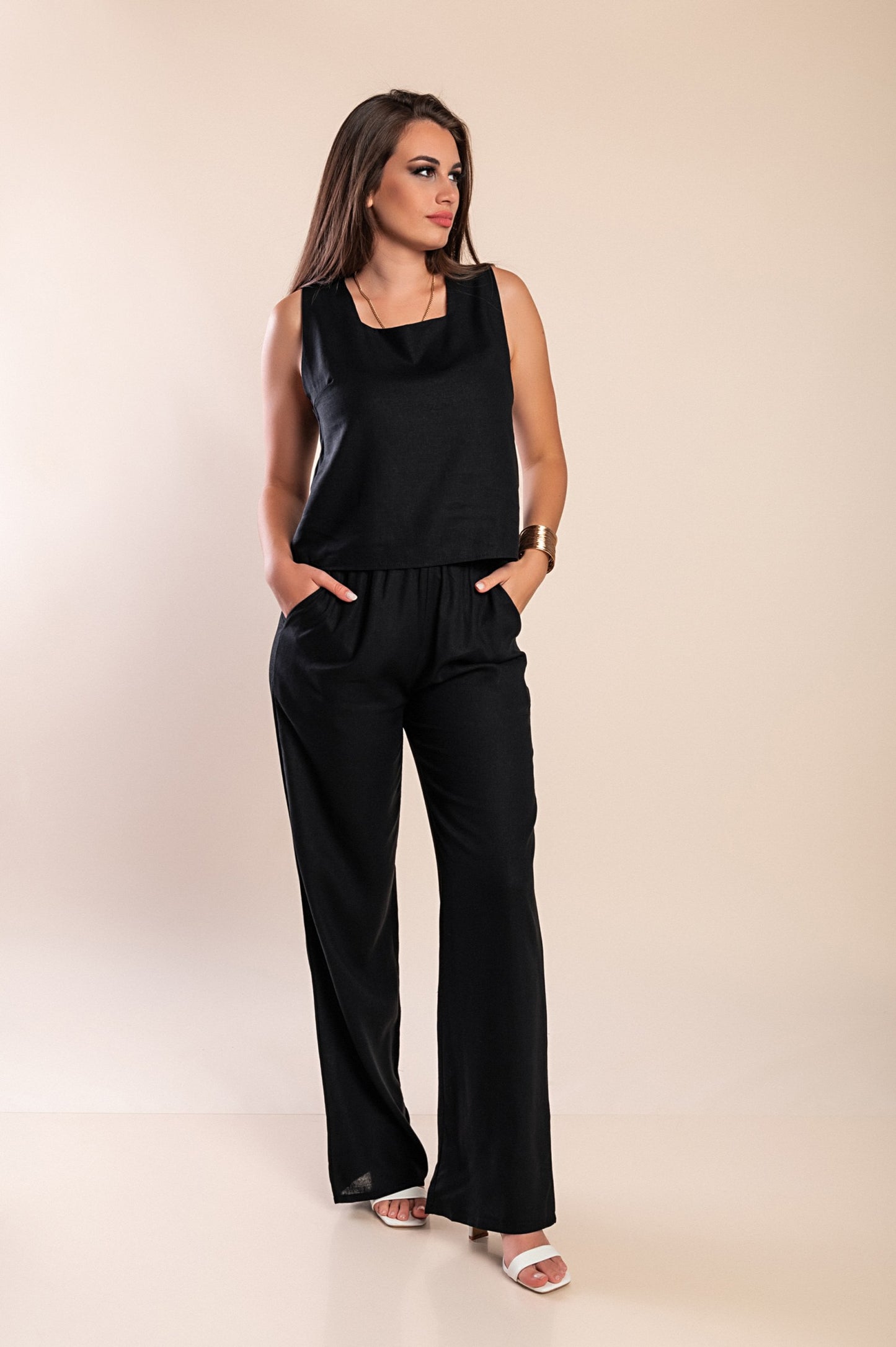 Set top e pantaloni lunghi, beige