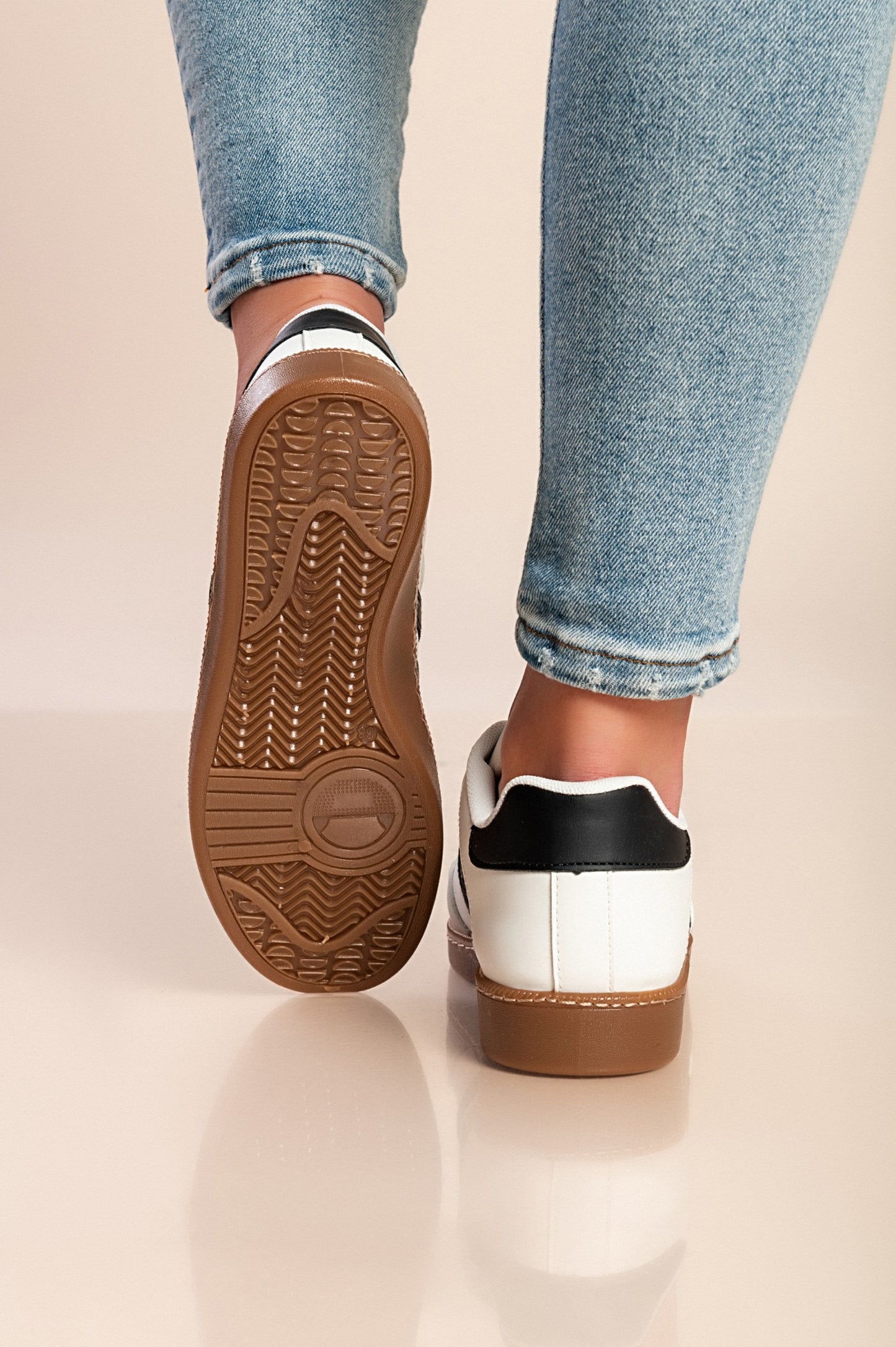 Sneakers alla moda, colore nero