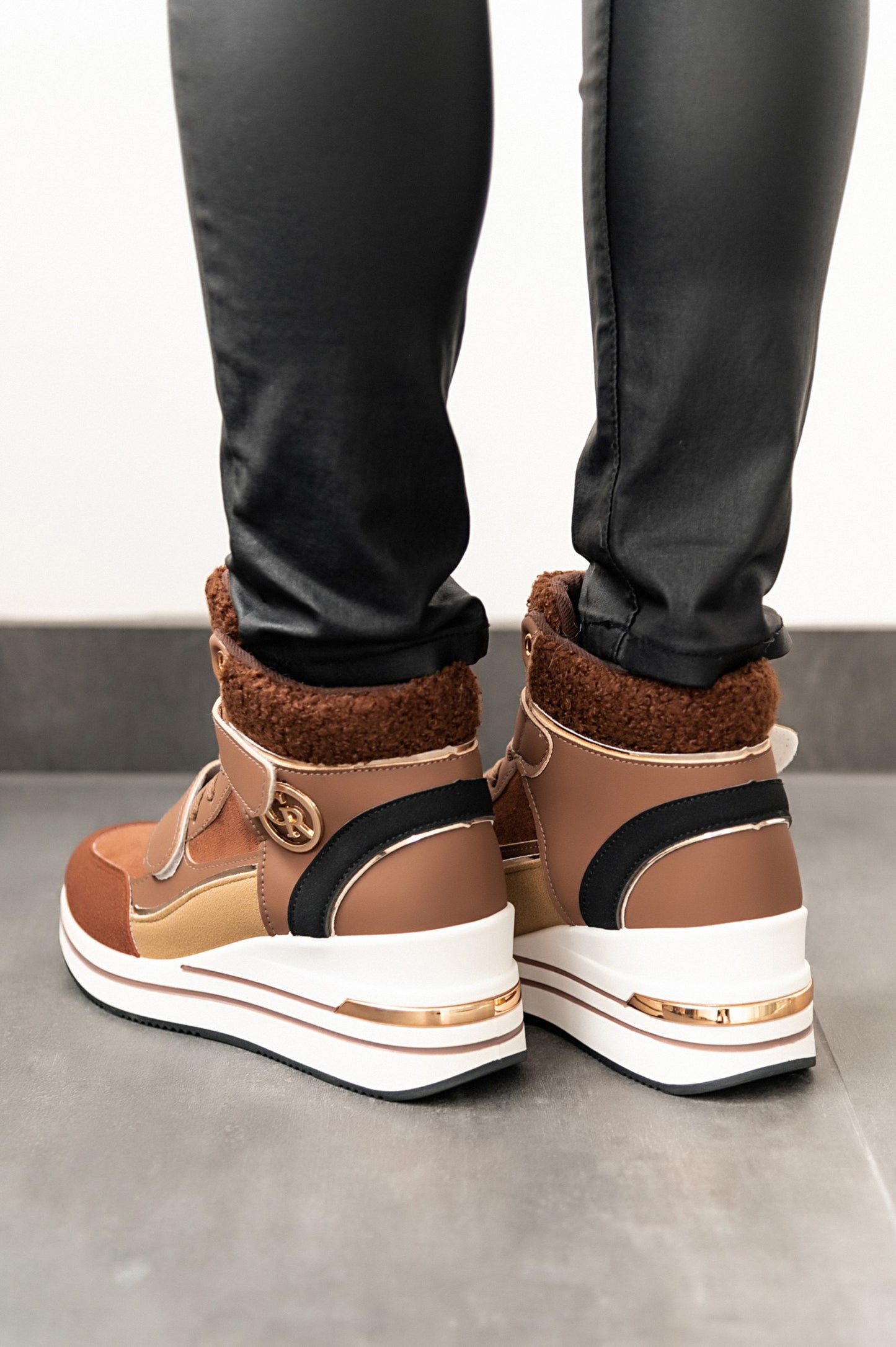 Calde sneakers alte, marroni