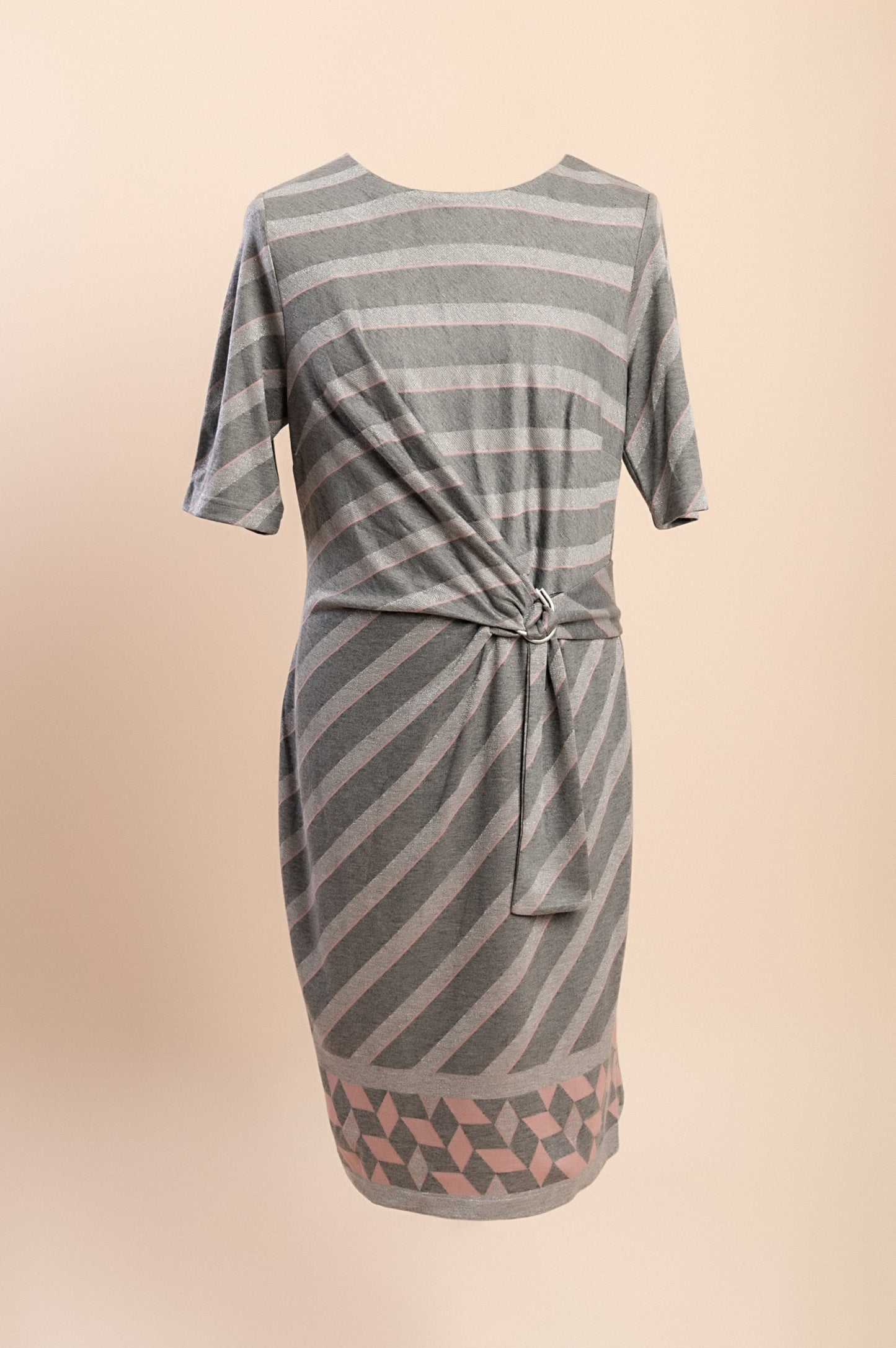 Abito taglie forti con stampa a righe, grigio