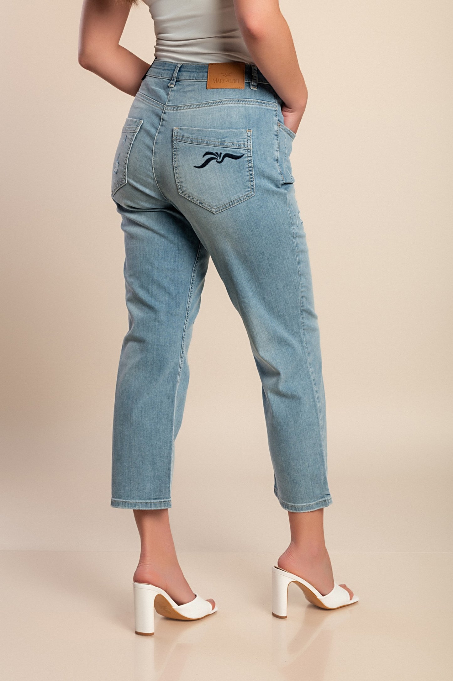 Jeans con spacchi, azzurro chiaro