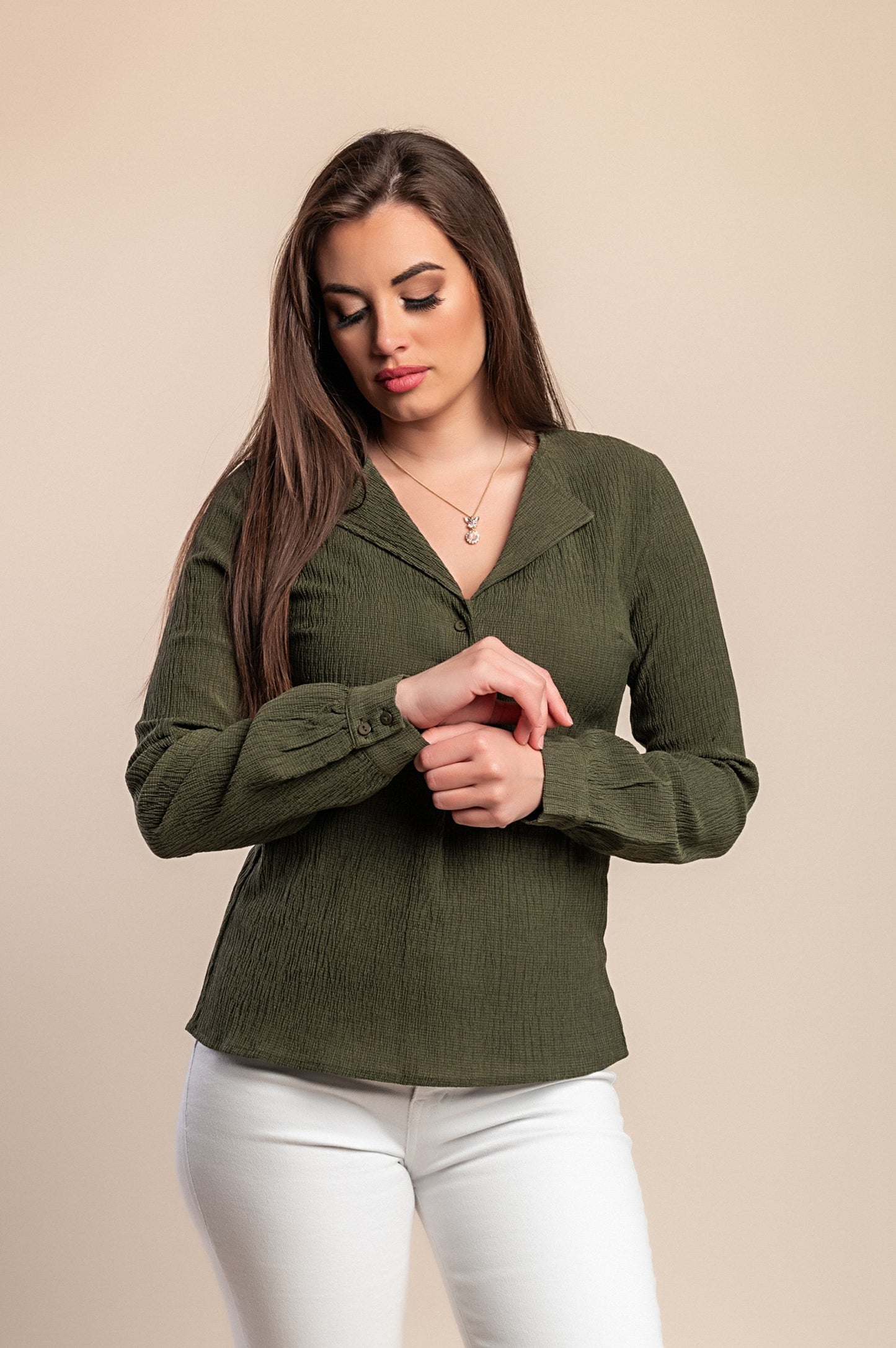 Camicetta con scollo a "V", verde