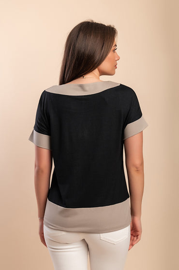 T-shirt in viscosa con dettaglio decorativo, nera