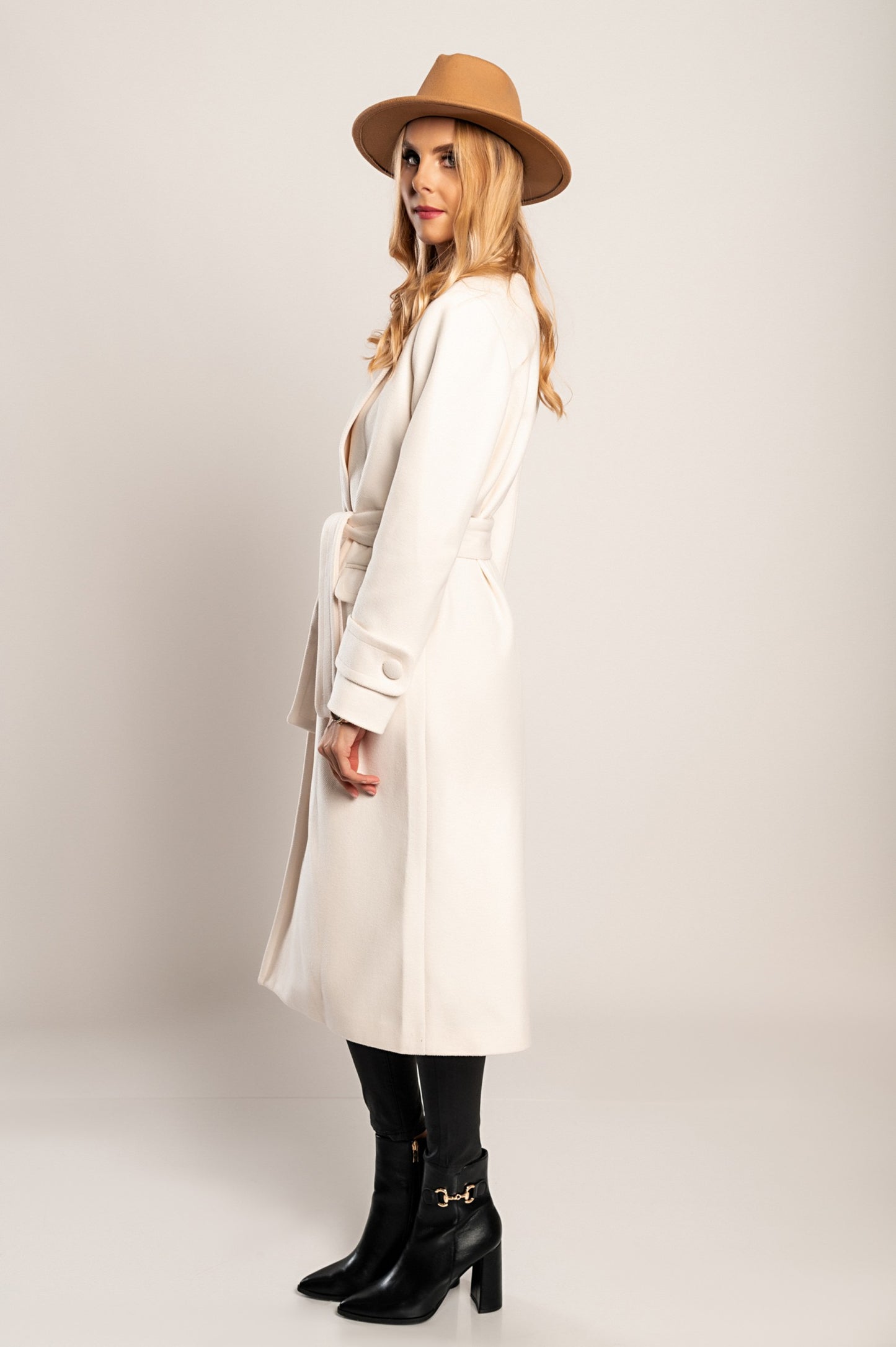 Cappotto lungo elegante Canossa, panna