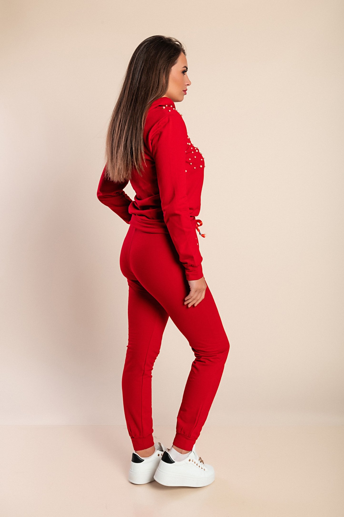 COMPLETO MAGLIETTA CON CAPPUCCIO E PANTALONE CON DETTAGLIATI DI PERLINE TINSELY, ROSA