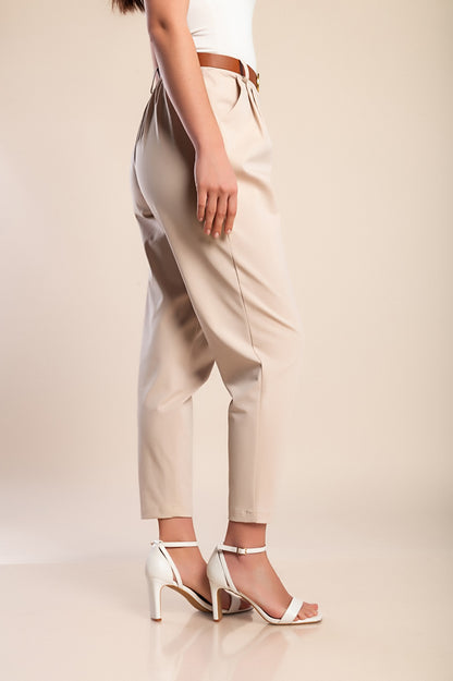 Pantaloni lunghi con cintura decorativa, beige