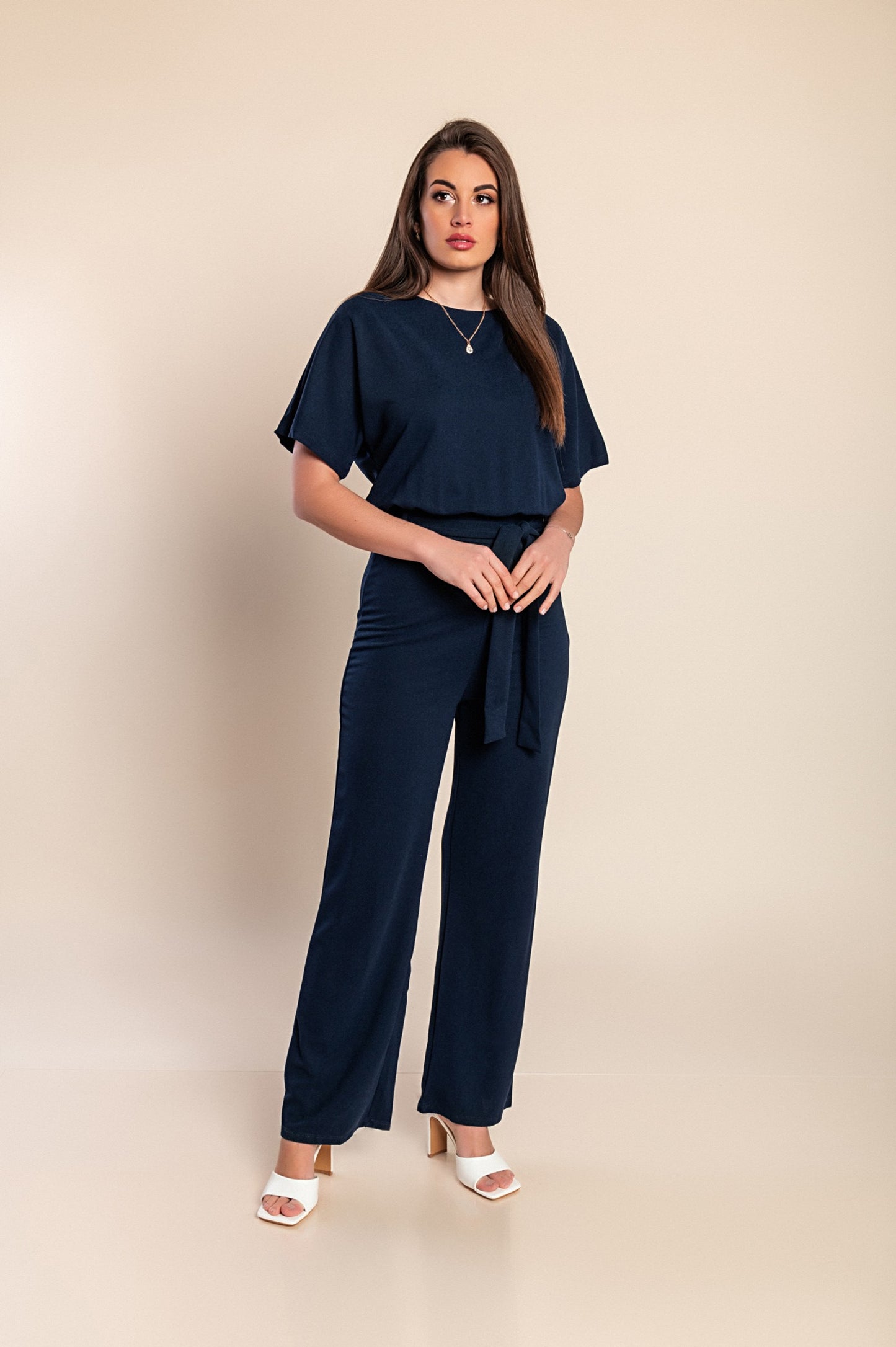 Tuta fashion con pantaloni lunghi ampi e maniche corte  Nelia, albicocca