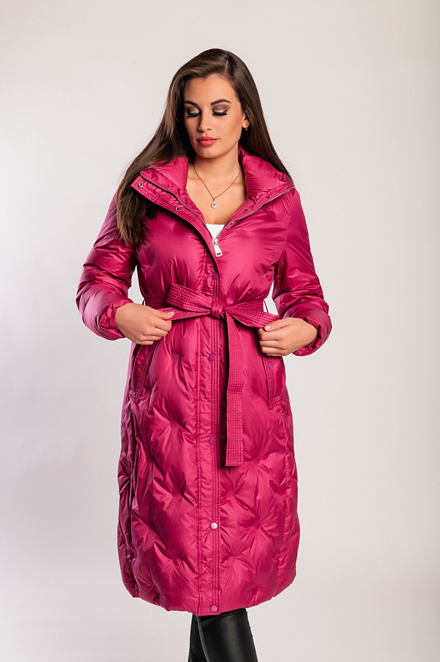 Giacca lunga imbottita con cappuccio, fucsia