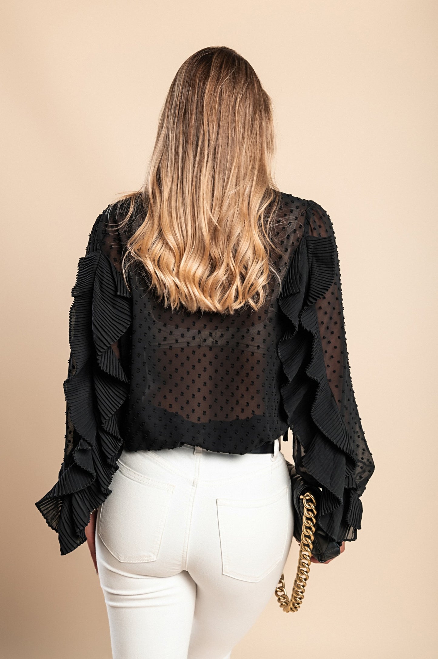 Elegante blusa in tessuto trasparente con balze Vendella, nera