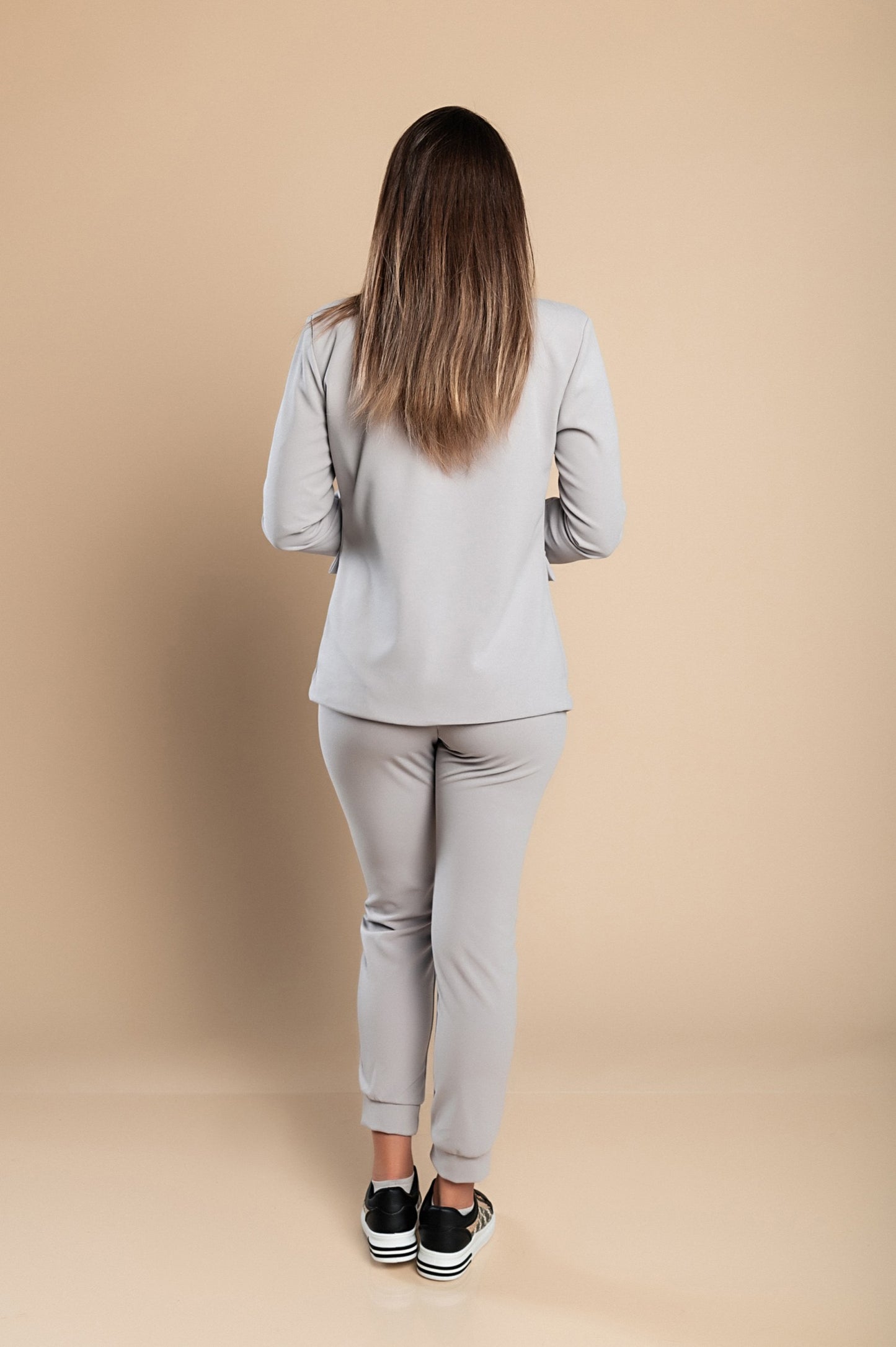 Completo di pantaloni e blazer elegante senza lettere Estrena, nero-nero