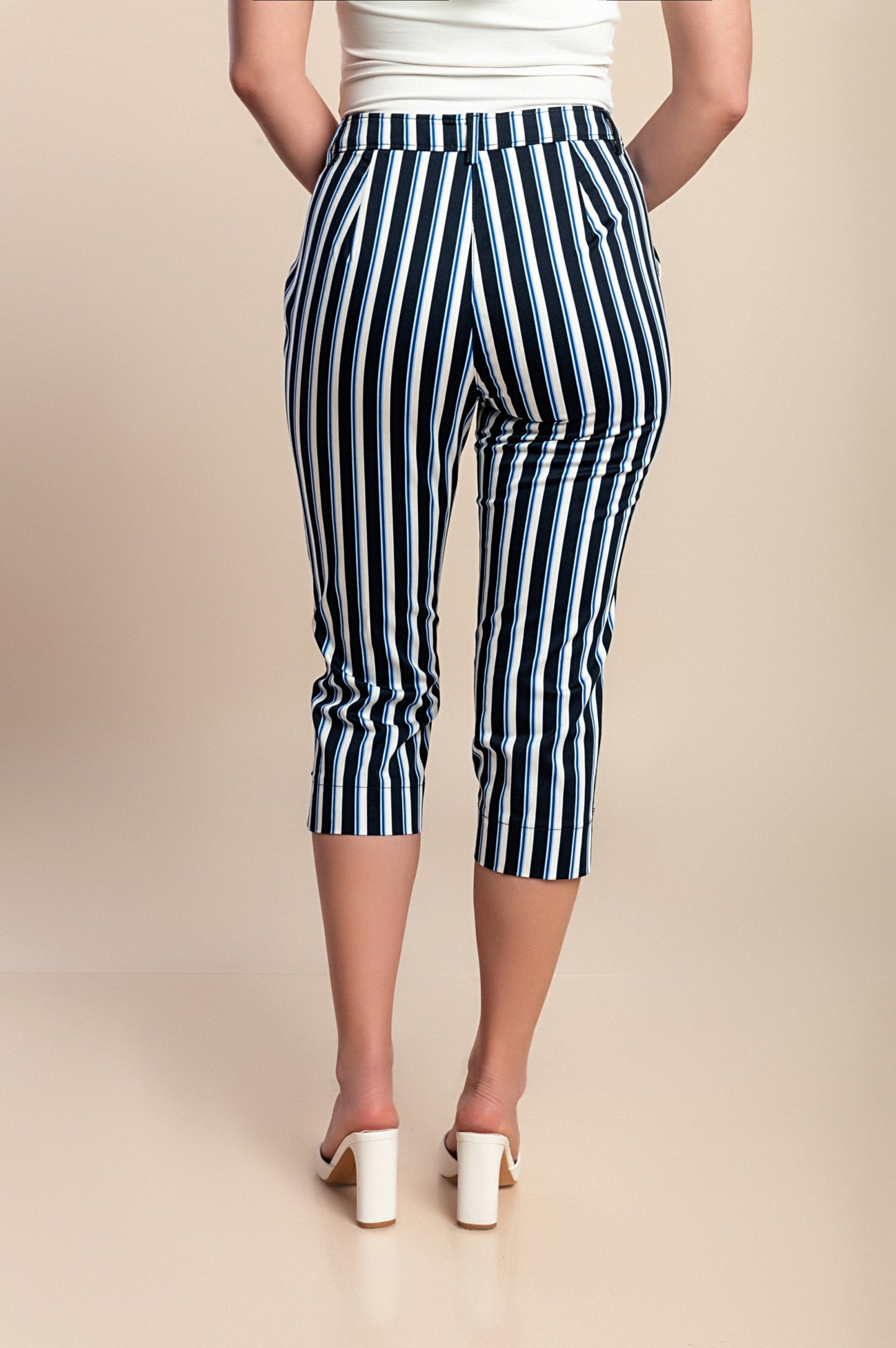 Pantaloni capri in cotone, blu scuro