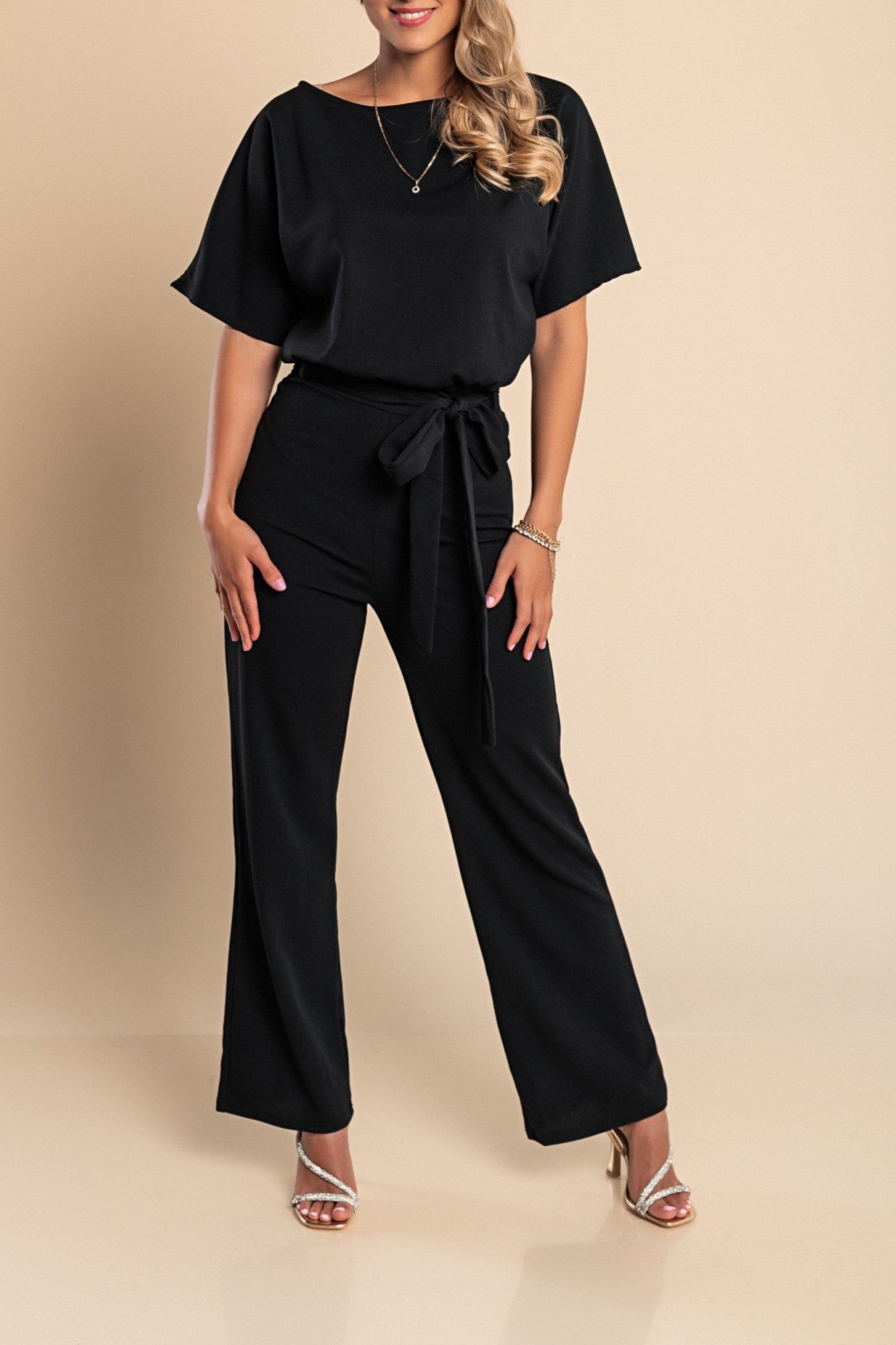 Tuta fashion con pantaloni lunghi ampi e maniche corte  Nelia, albicocca