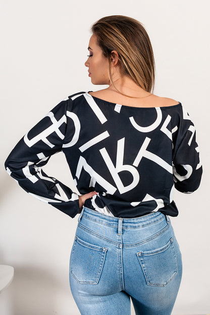 Camicia elegante con maniche lunghe e stampa lettere Osmana, nera