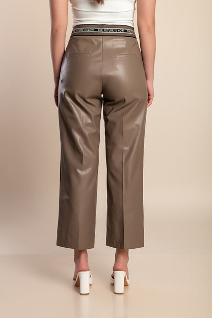 Pantaloni in pelle taglia 7/8, beige