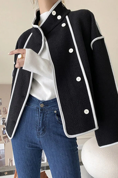 Cappotto corto elegante, bianco