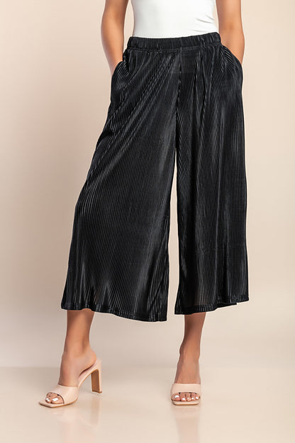 Pantaloni eleganti con pieghe, beige