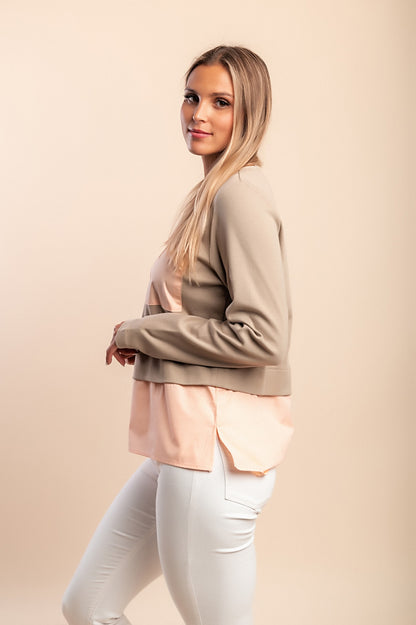 Top in cotone con tasca, beige