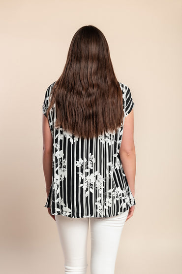 Camicetta taglie forti con maniche corte, nera