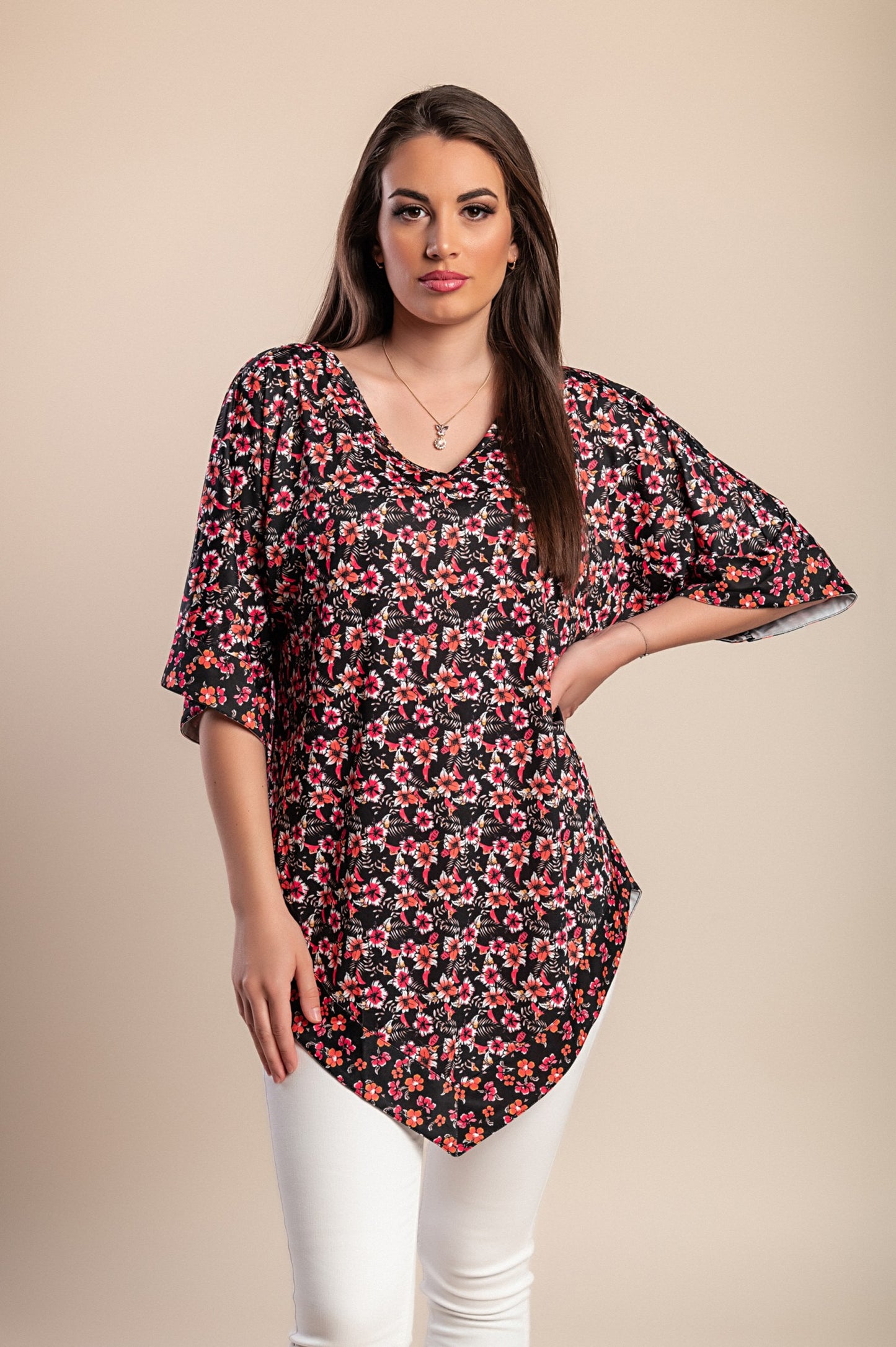 Camicetta stampata taglie forti, nera