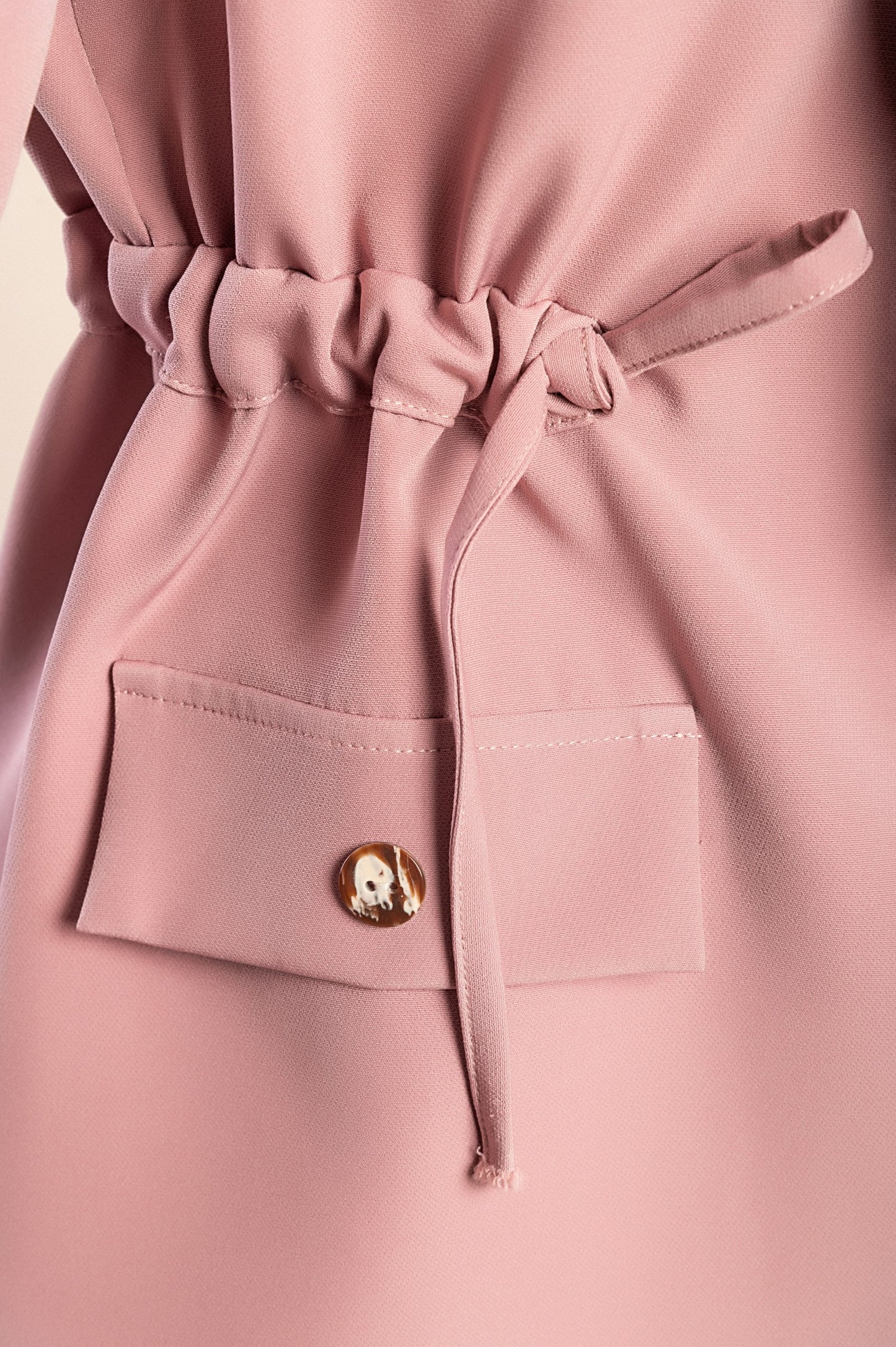 Completo elegante blazer e pantaloni, rosa chiaro