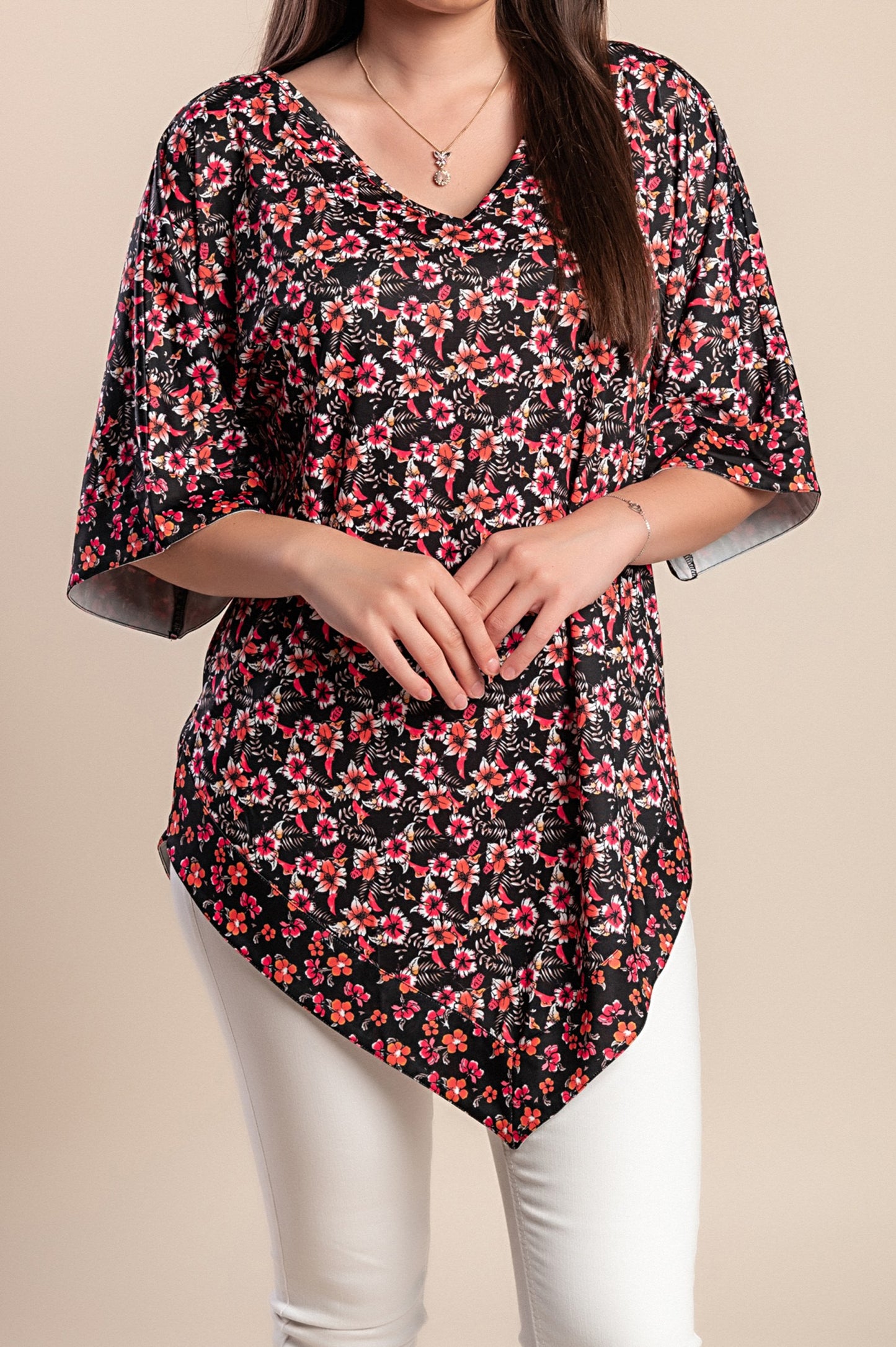 Camicetta stampata taglie forti, nera