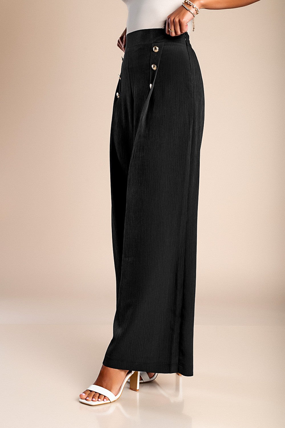 Pantaloni lunghi eleganti con bottoni, neri.