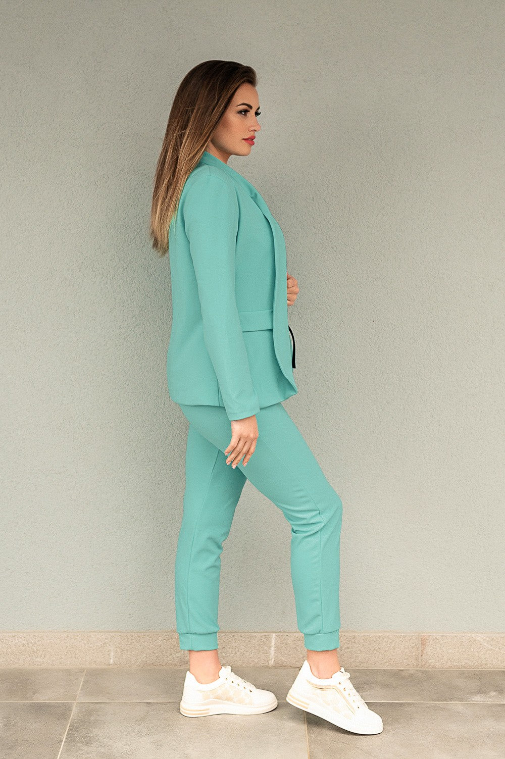 Completo di pantaloni e blazer elegante senza lettere Estrena, nero-nero