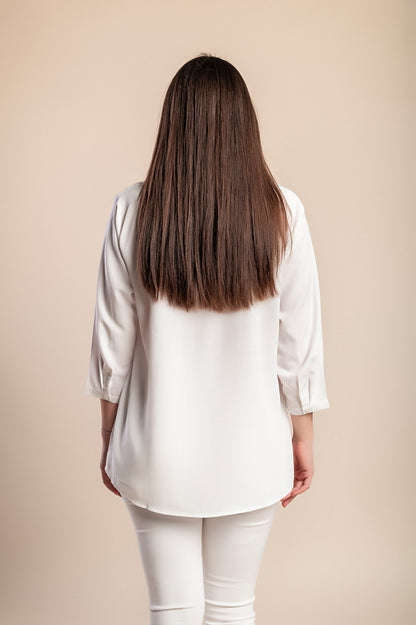 Camicetta taglie forti con scollo a "V", bianca