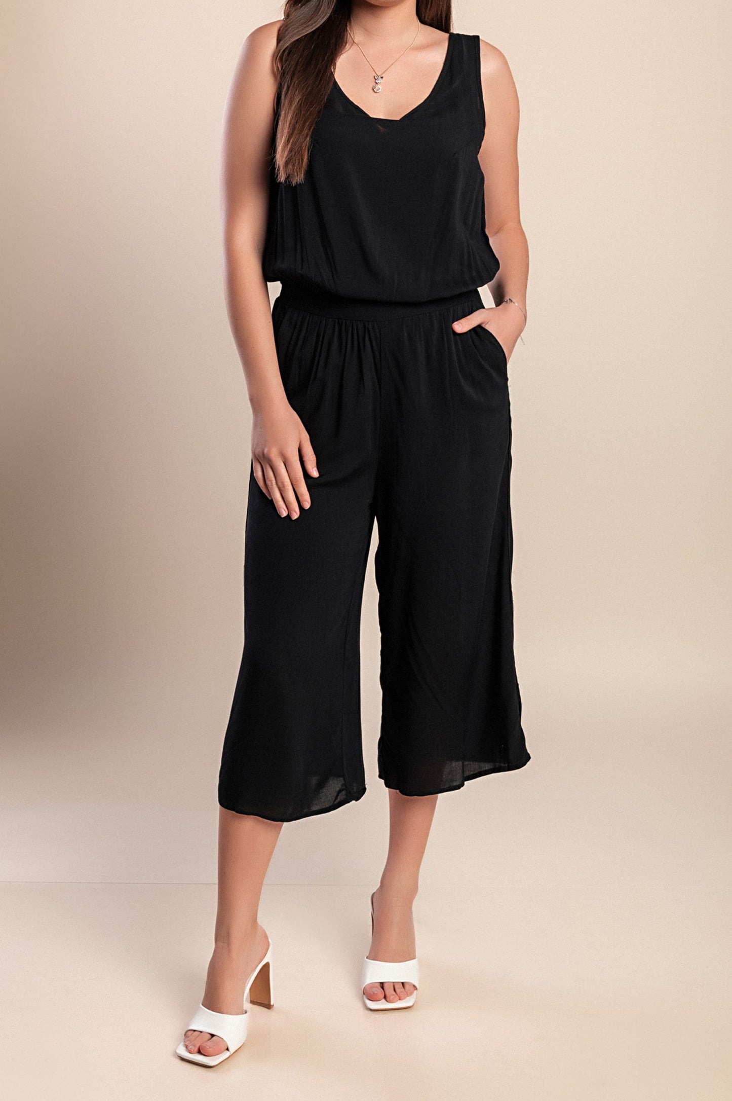 Tuta senza maniche, nera