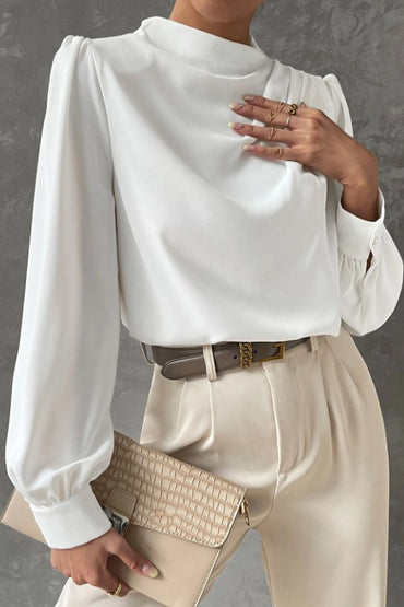 Elegante camicetta a collo alto, bianca