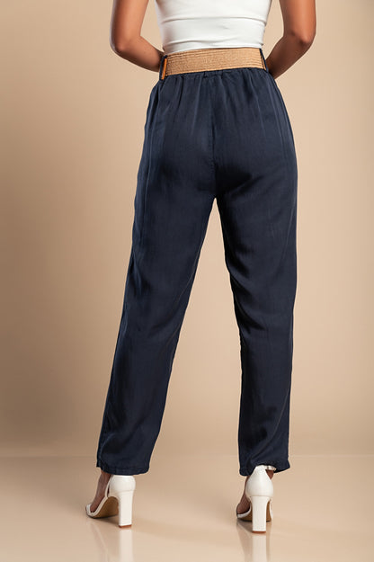 Pantaloni lunghi con cintura decorativa, blu scuro