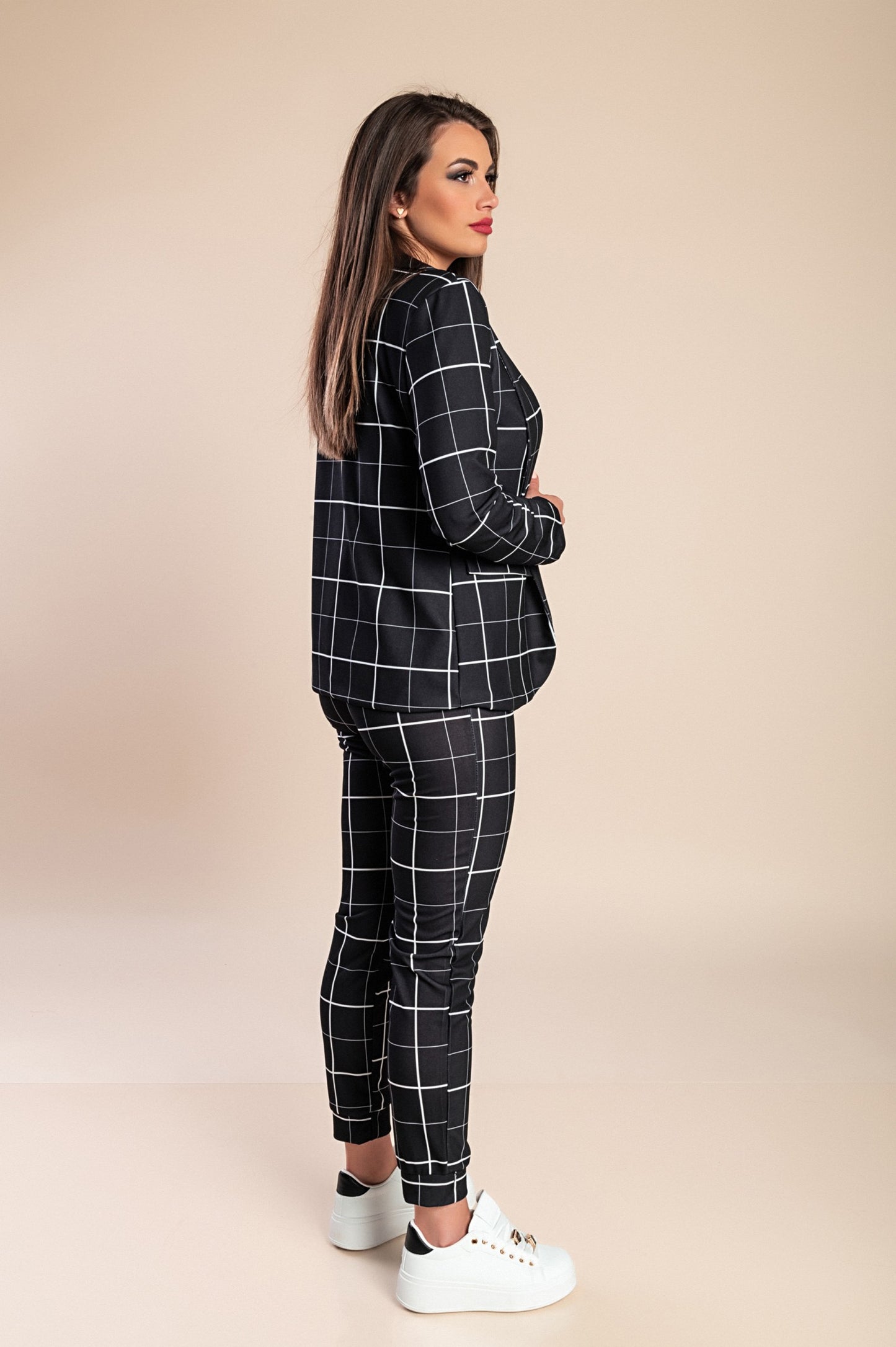Completo di pantaloni e blazer elegante senza lettere Estrena, nero-nero
