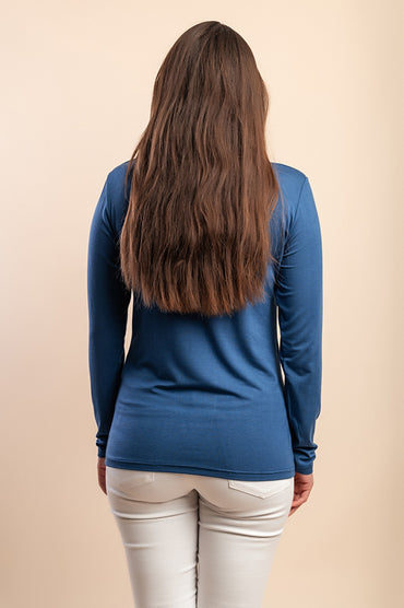 Top in viscosa con collo alto, blu scuro