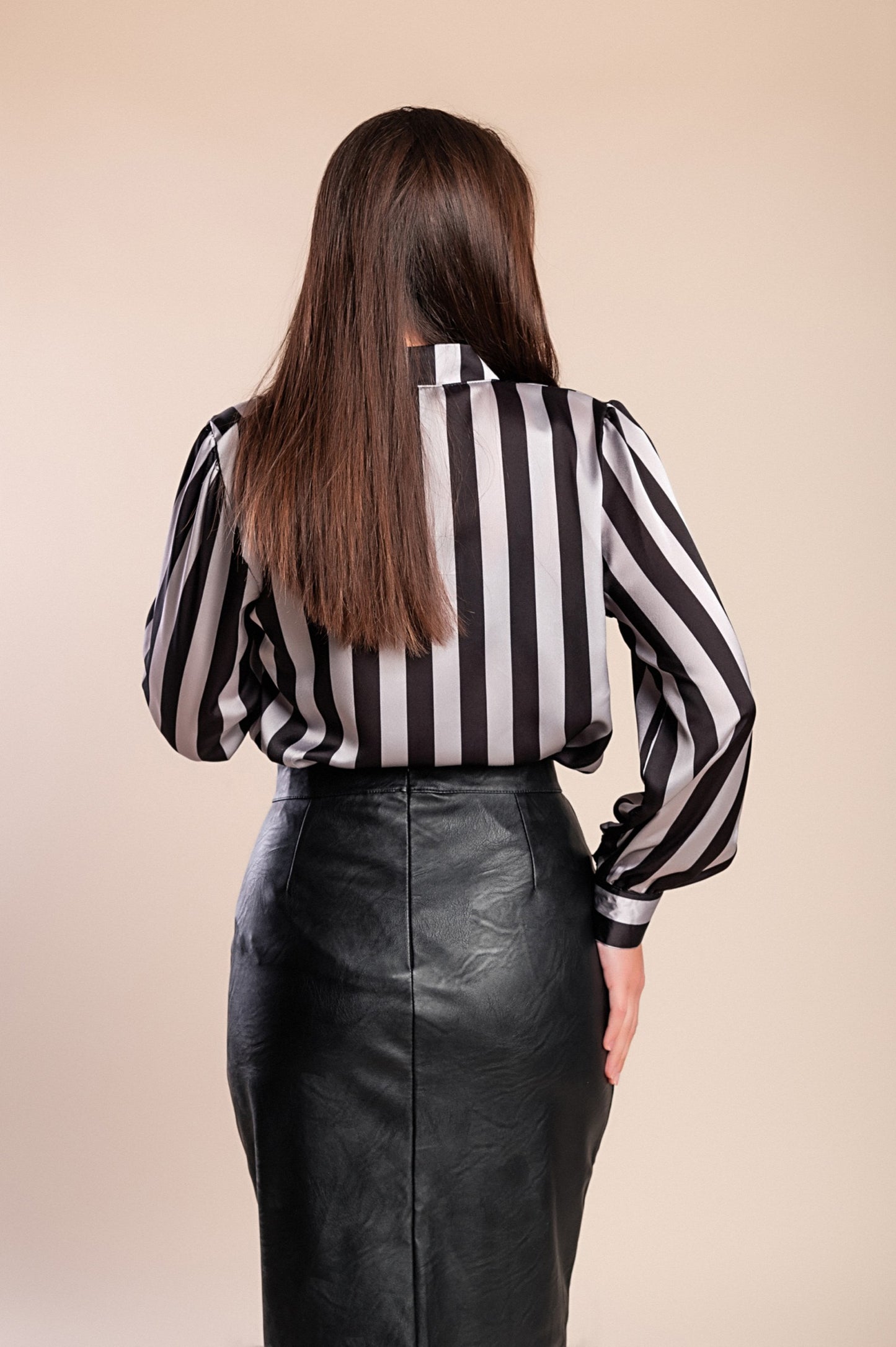 Elegante camicetta con stampa a righe, beige/nero