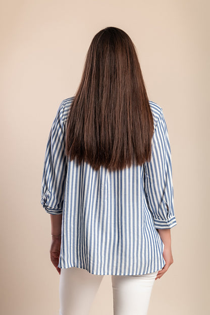 Camicia a righe, azzurra