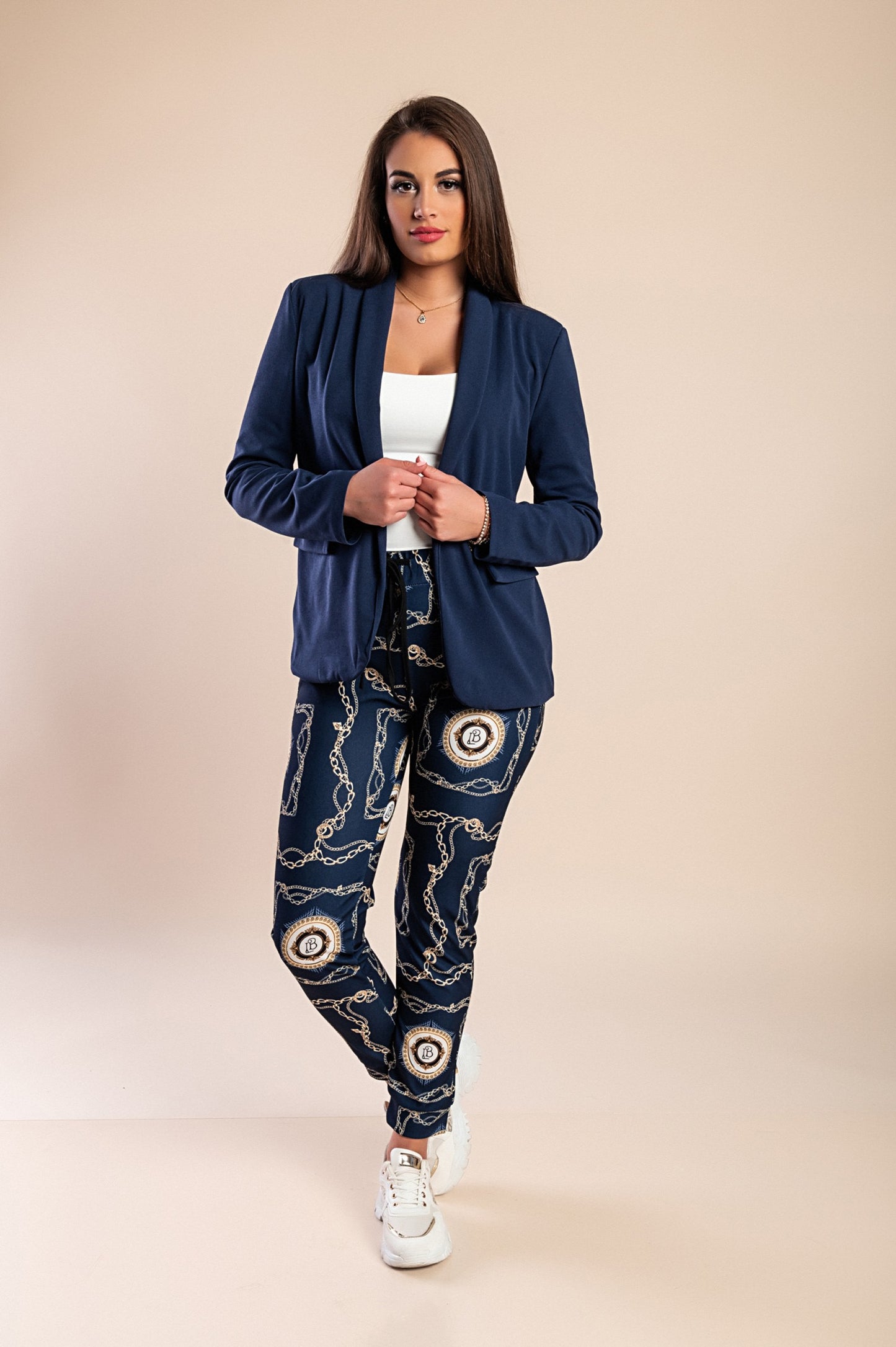 Completo di pantaloni e blazer elegante senza lettere Estrena, nero-nero