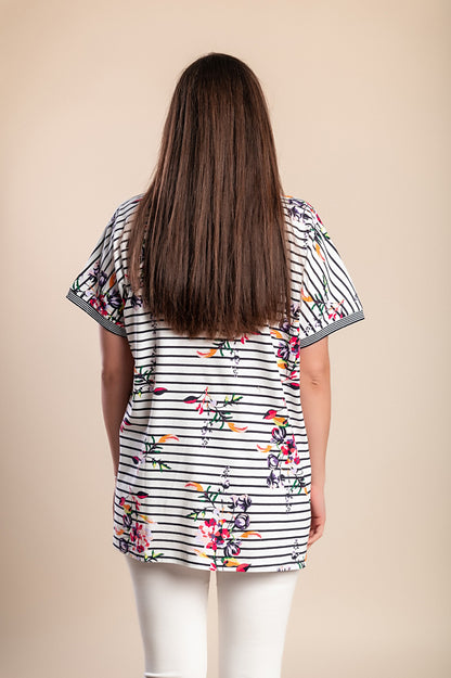 T-shirt con stampa a righe taglie forti, bianca