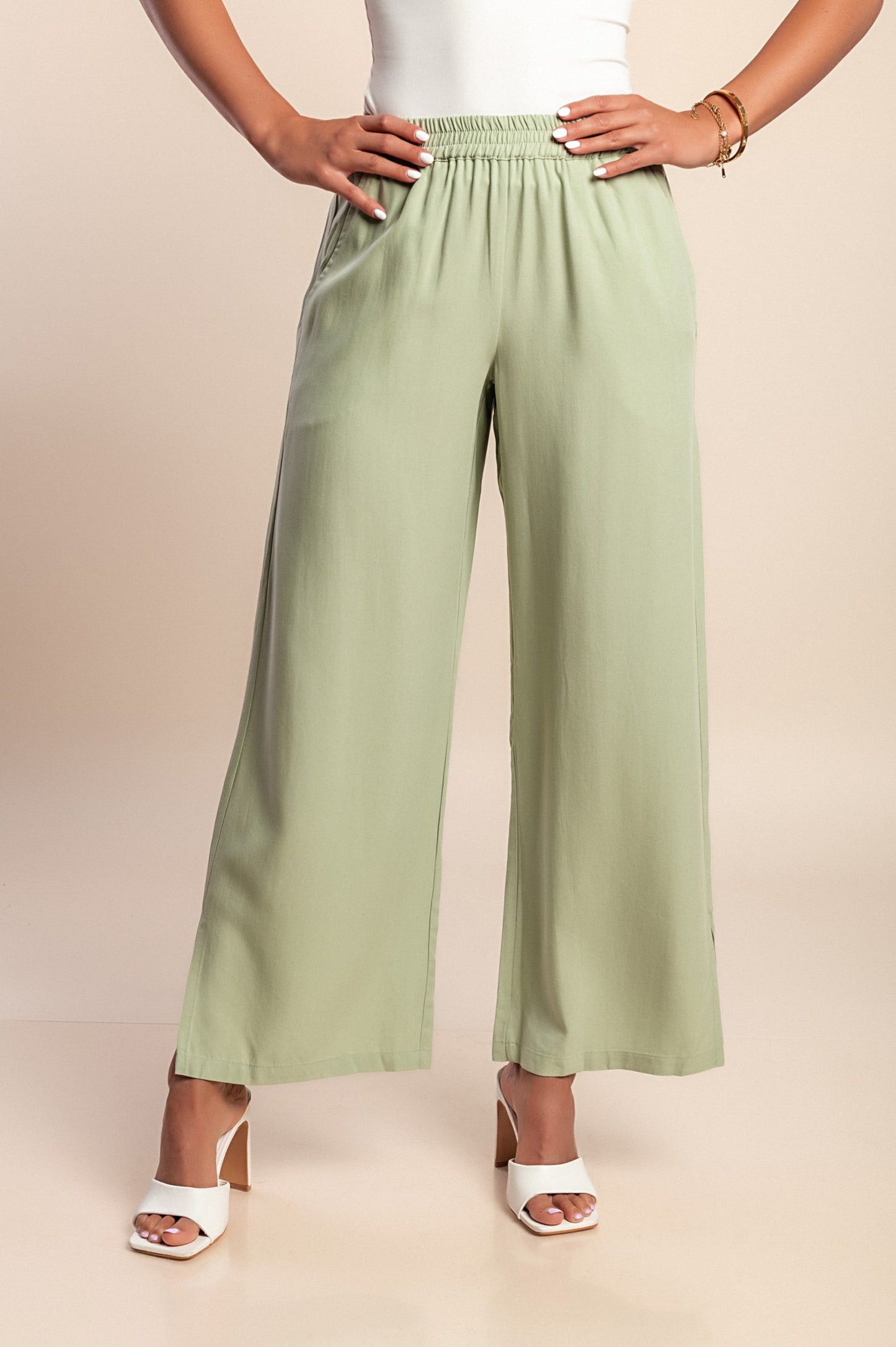 Pantaloni larghi con elastico in vita, verde chiaro