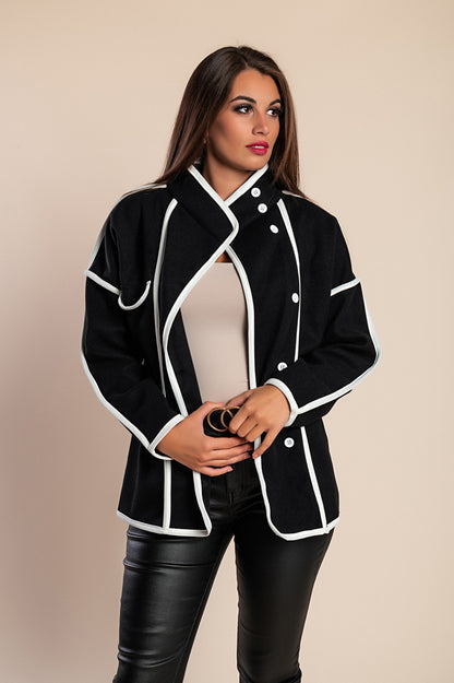 Cappotto corto elegante, bianco