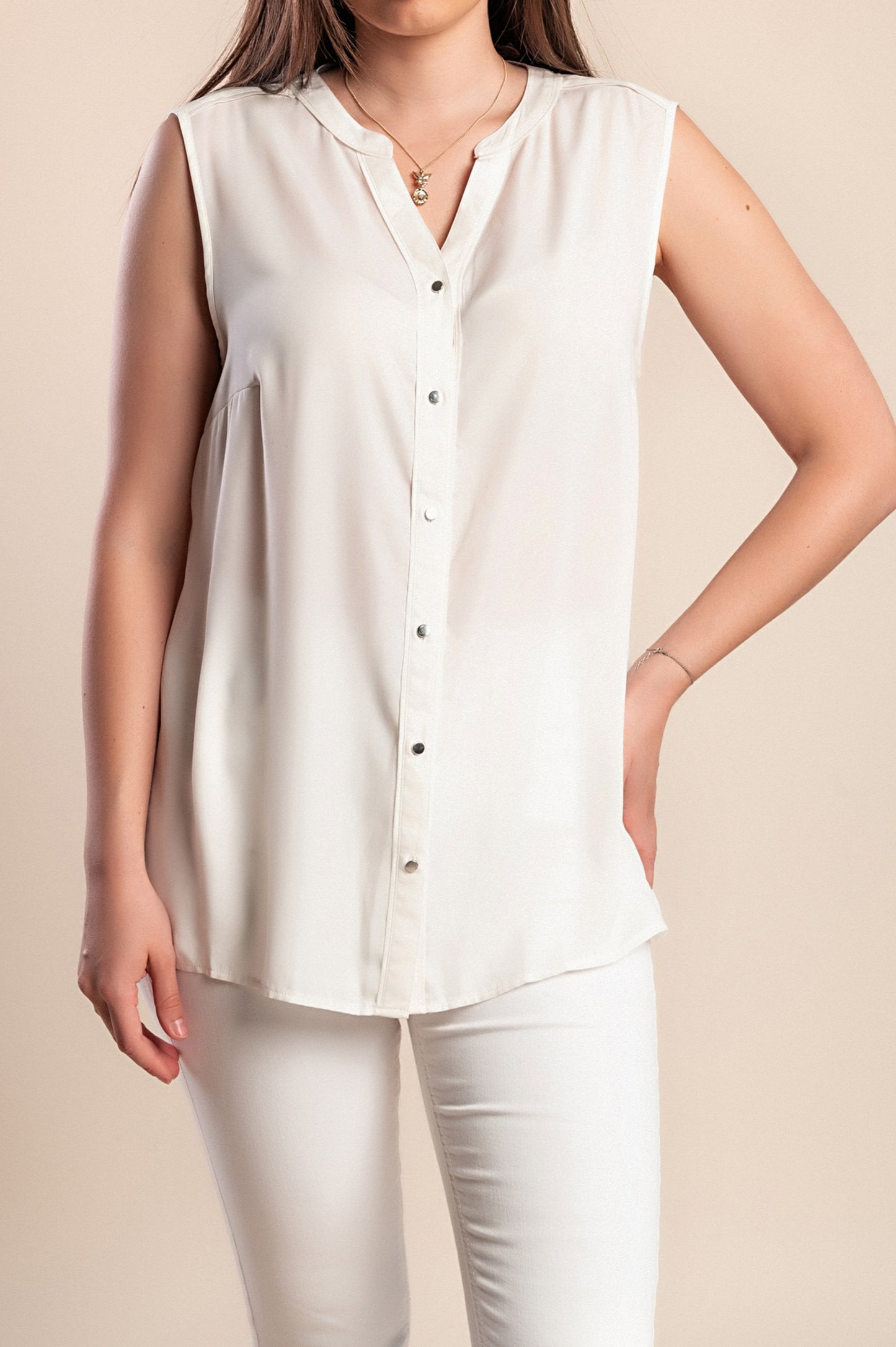 Camicetta taglie forti con bottoni, bianca